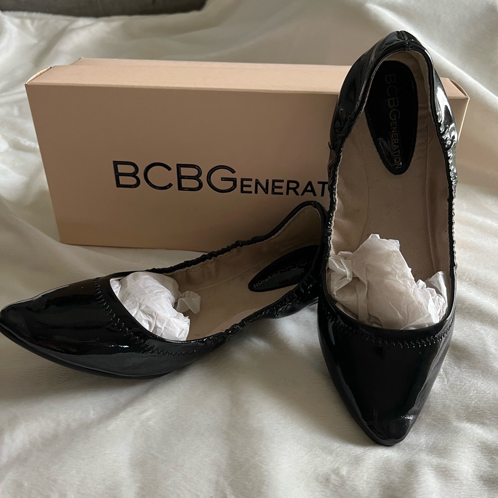 Brand new BCBGeneration Madeline Crinkle Patent Flats